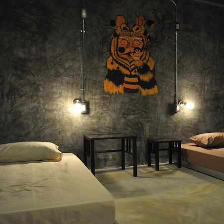 Nexchange Hostel Бангкок Экстерьер фото
